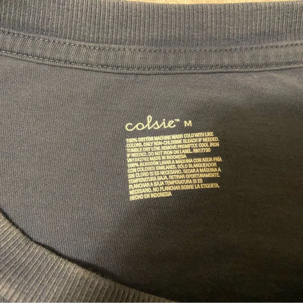Rusty dark blue crop tee - Picture 2 of 2